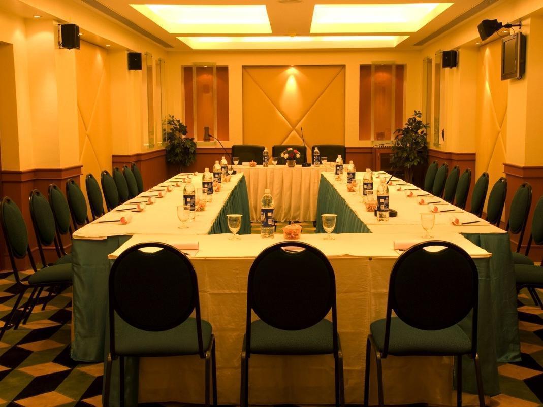 The Residency Karur Otel Dış mekan fotoğraf