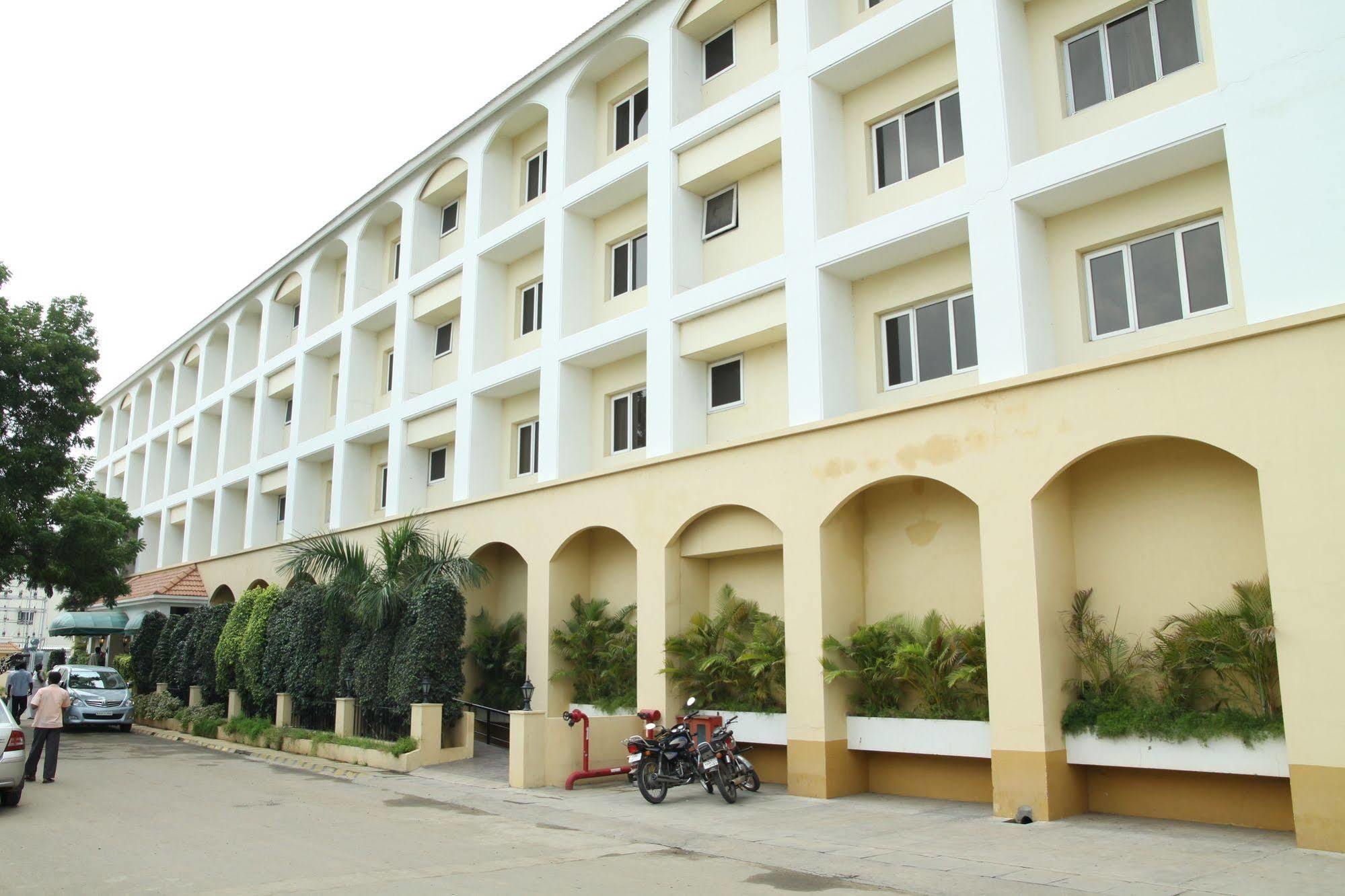 The Residency Karur Otel Dış mekan fotoğraf