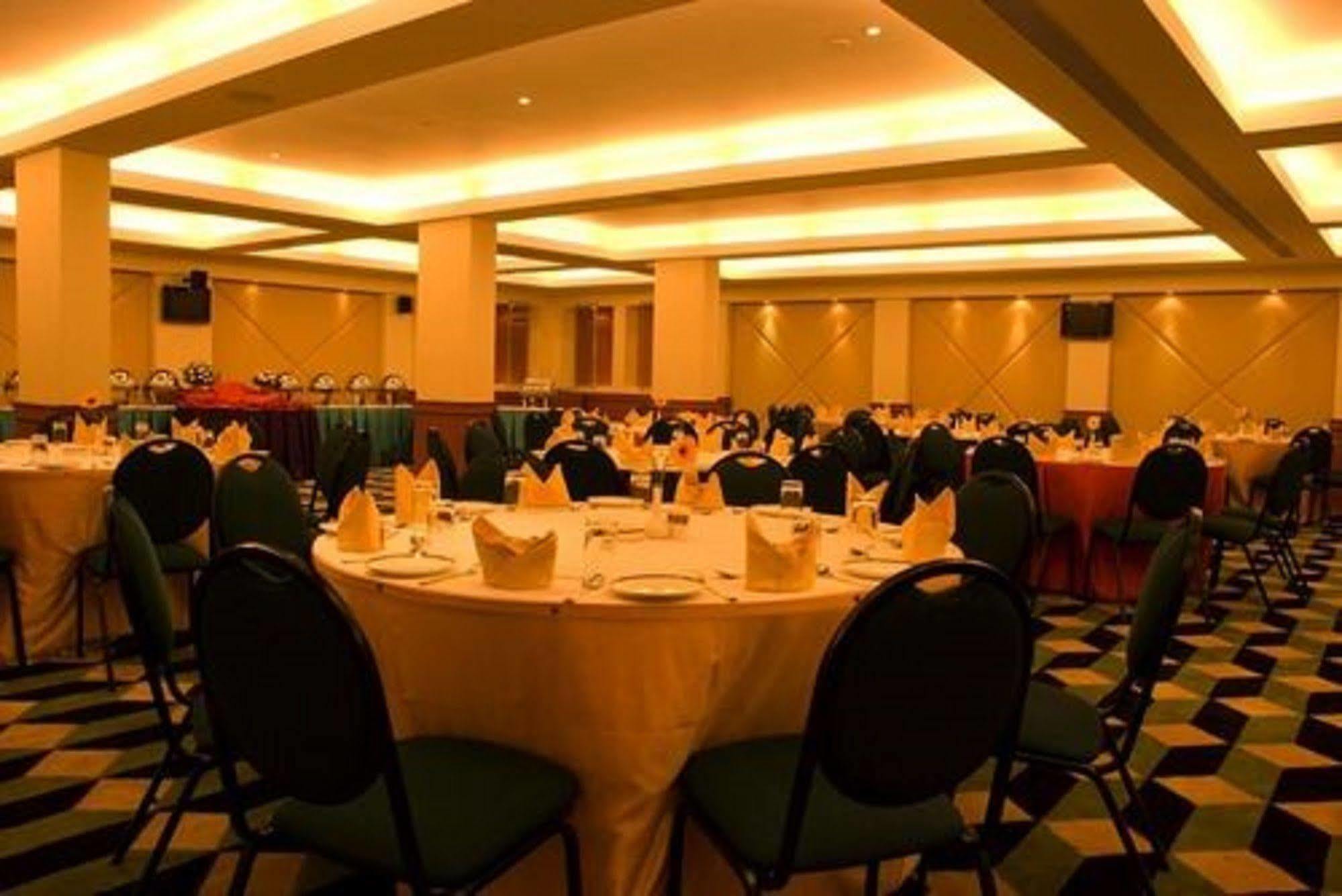 The Residency Karur Otel Dış mekan fotoğraf