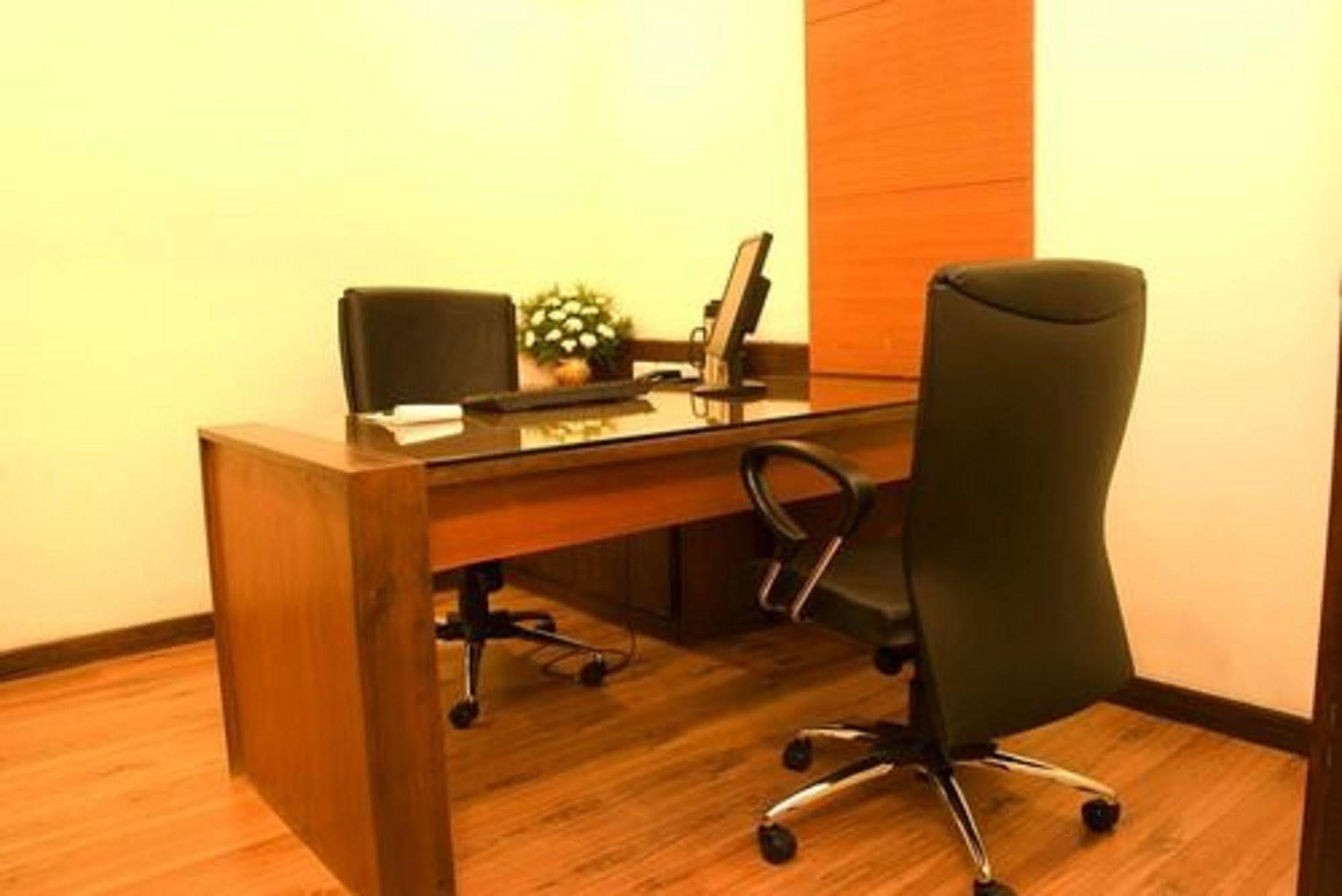 The Residency Karur Otel Dış mekan fotoğraf